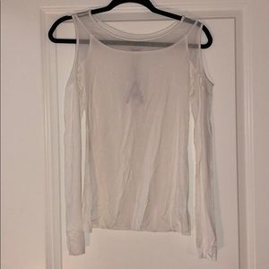 White off the shoulders long sleeve shirt